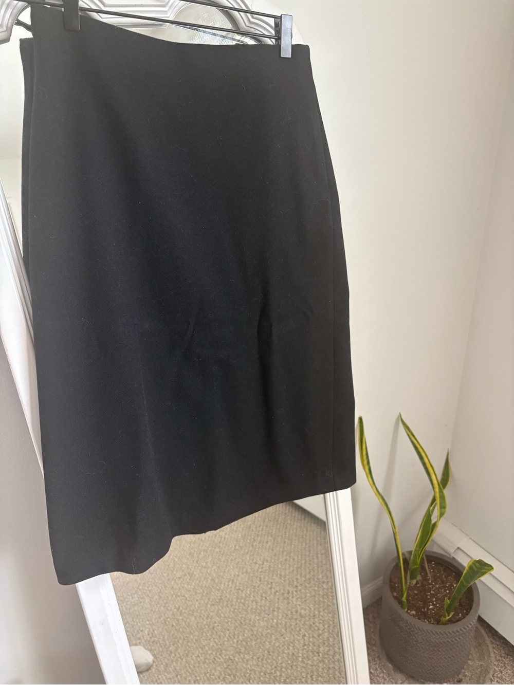 Uniqlo Black Midi A-Line Skirt